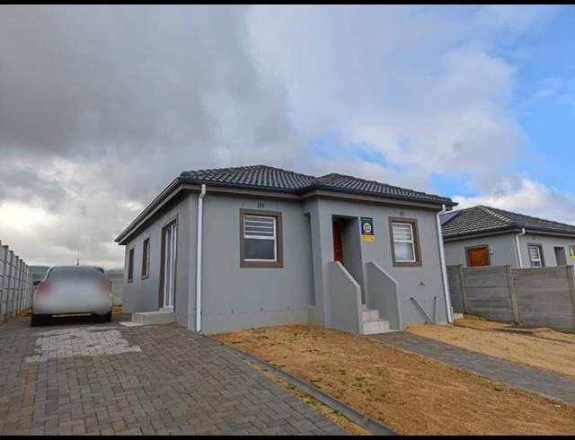 2 BEDROOM HOUSE FOR SALE IN PAARL SOUTH